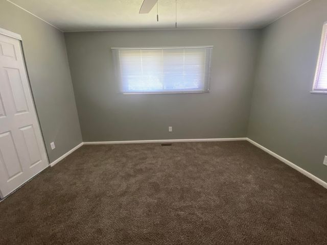 2219 Stop 8 Road 2219 Stop 8 Road, Dayton, OH 45414