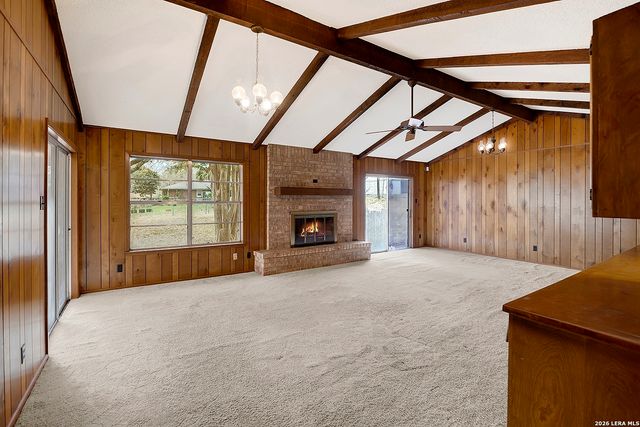 1709 Hickory, Floresville, TX 78114