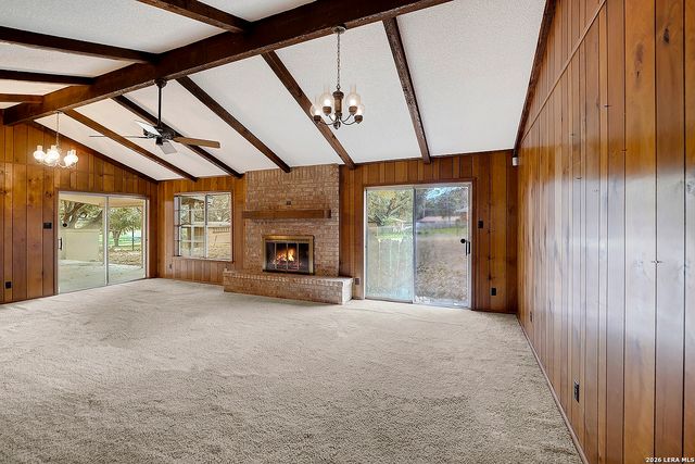 1709 Hickory, Floresville, TX 78114