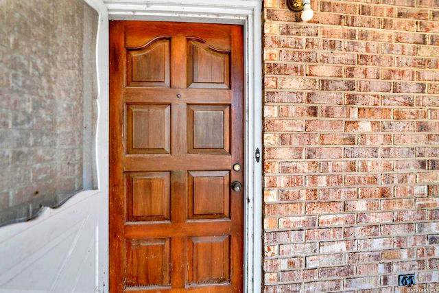 1709 Hickory, Floresville, TX 78114