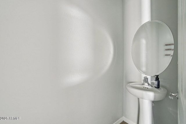 5139 N 185TH Avenue, Litchfield Park, AZ 85340