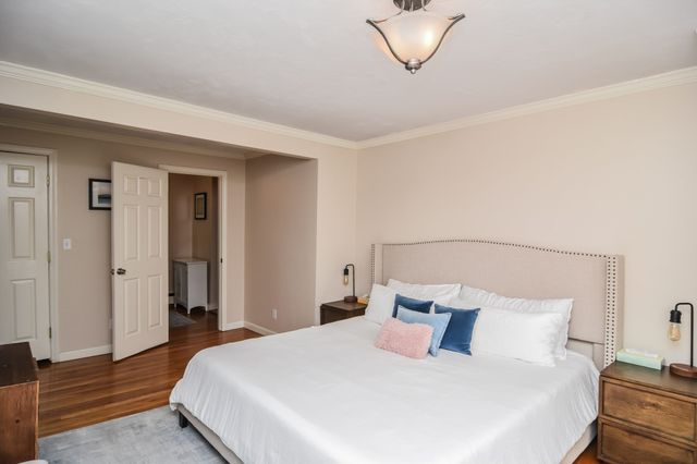 184 Elm St, Andover, MA 01810