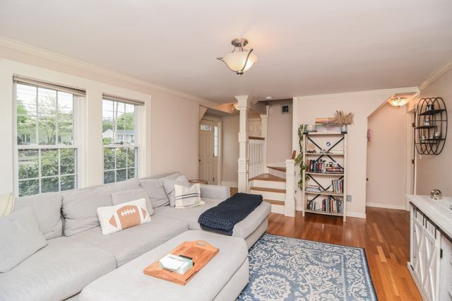 184 Elm St, Andover, MA 01810