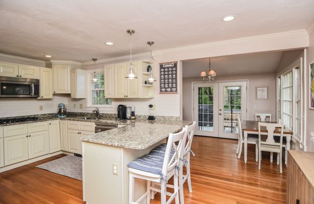 184 Elm St, Andover, MA 01810