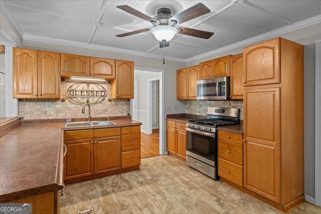 1267 Austin Bridge Road, Douglasville, GA 30134