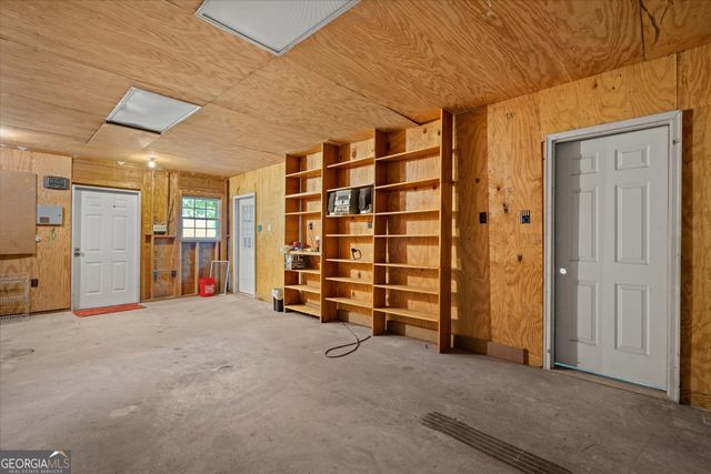 1267 Austin Bridge Road, Douglasville, GA 30134