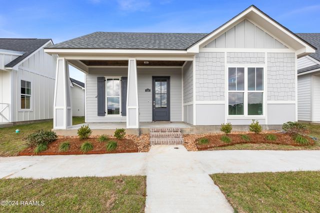 124 Bayfield Drive, Youngsville, LA 70592