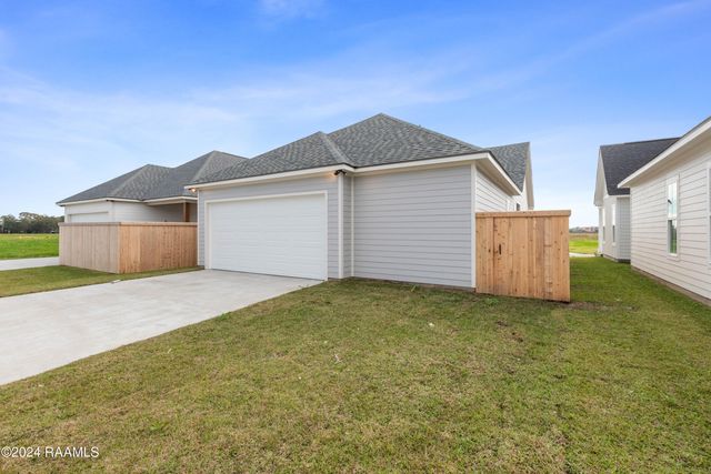124 Bayfield Drive, Youngsville, LA 70592