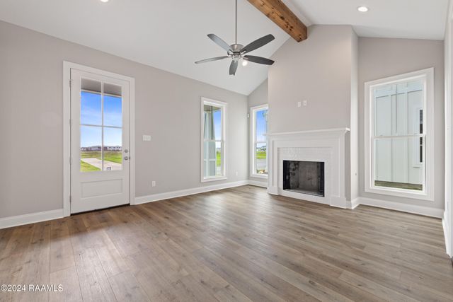 124 Bayfield Drive, Youngsville, LA 70592