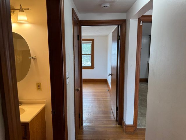 192 Spring St, Bridgewater, MA 02324