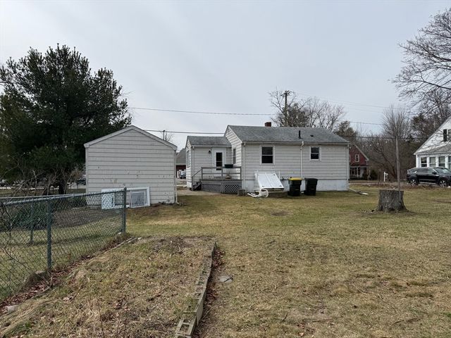 192 Spring St, Bridgewater, MA 02324