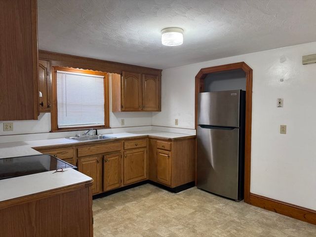 192 Spring St, Bridgewater, MA 02324