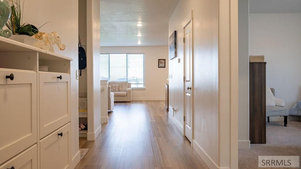 Image 2 of property listing at 2475 E Pinnacle Drive, Idaho Falls, ID 83401