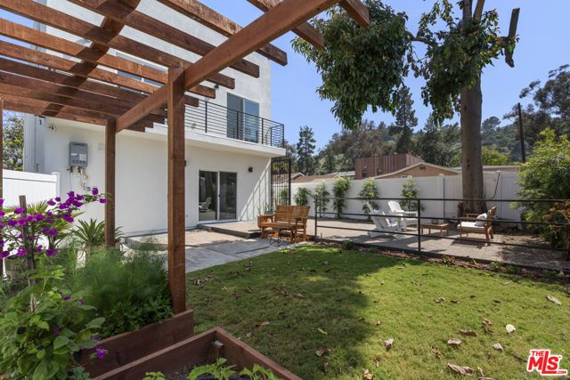 2651 N Rich Street, Los Angeles, CA 90039