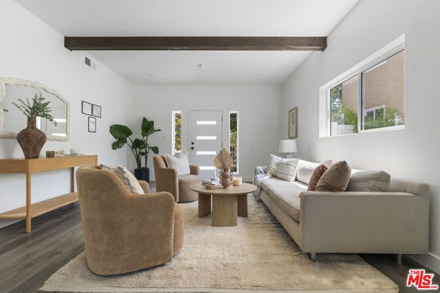 2651 N Rich Street, Los Angeles, CA 90039