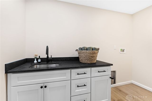 703 Nelson Court, Tipp City, OH 45371