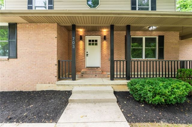 703 Nelson Court, Tipp City, OH 45371