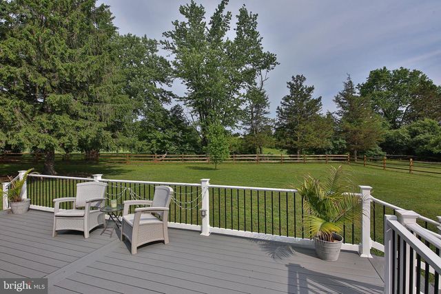 2850 THOMPSON RD, Harleysville, PA 19438