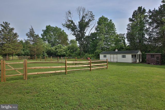 2850 THOMPSON RD, Harleysville, PA 19438
