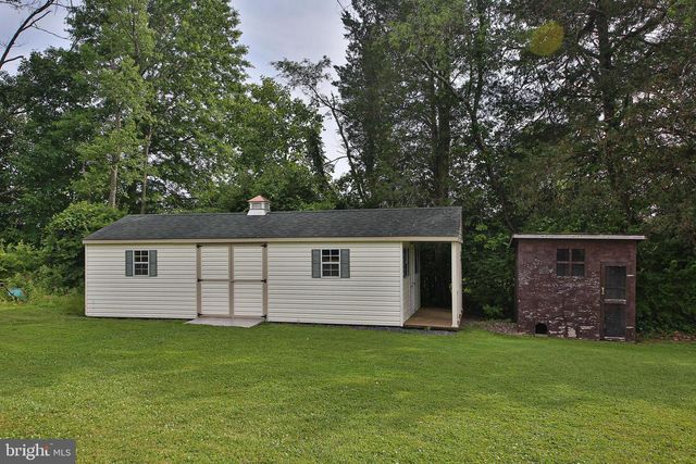 2850 THOMPSON RD, Harleysville, PA 19438