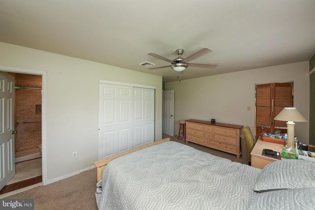 2850 THOMPSON RD, Harleysville, PA 19438