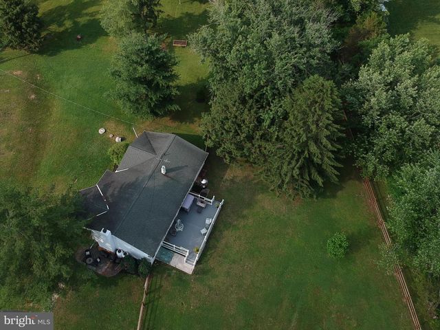 2850 THOMPSON RD, Harleysville, PA 19438