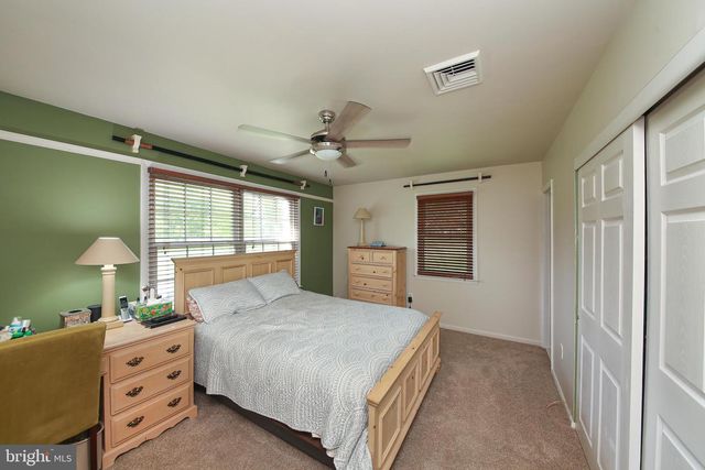 2850 THOMPSON RD, Harleysville, PA 19438