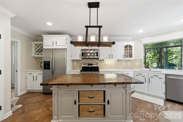 2505 Mountain Folk Lane, Waxhaw, NC 28173