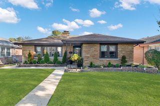 9111 S 55th Avenue, Oak Lawn, IL 60453