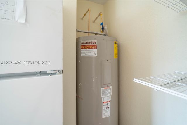 414 NW 84th Ter 414, Miami, FL 33150