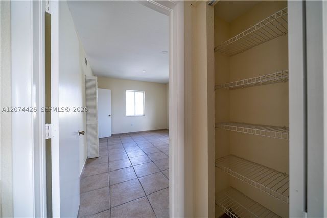 414 NW 84th Ter 414, Miami, FL 33150