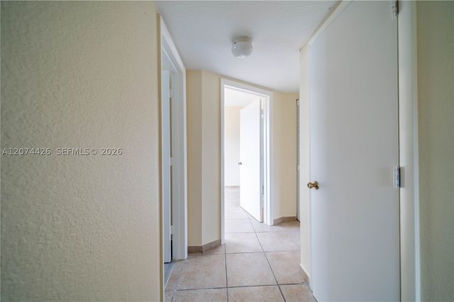 414 NW 84th Ter 414, Miami, FL 33150