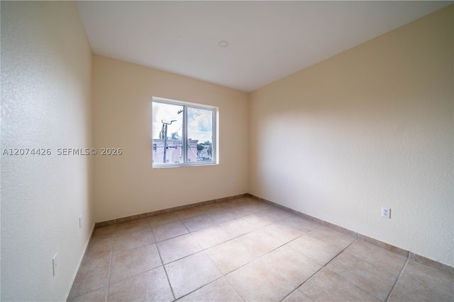 414 NW 84th Ter 414, Miami, FL 33150