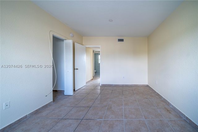 414 NW 84th Ter 414, Miami, FL 33150