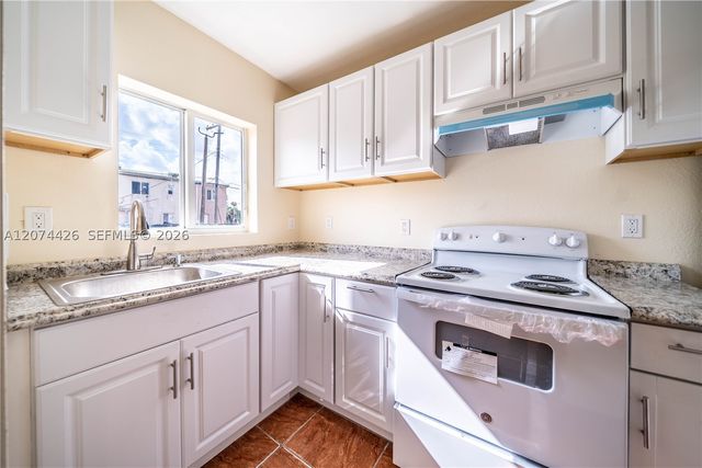 414 NW 84th Ter 414, Miami, FL 33150