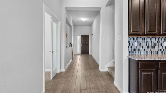 3210 Roan St, New Braunfels, TX 78130