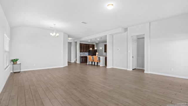 3210 Roan St, New Braunfels, TX 78130