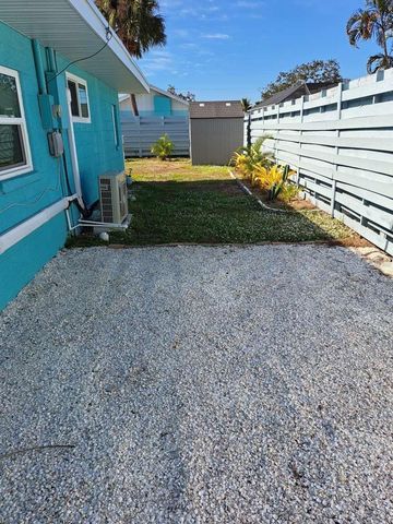 539 SHORE ROAD, Nokomis, FL 34275