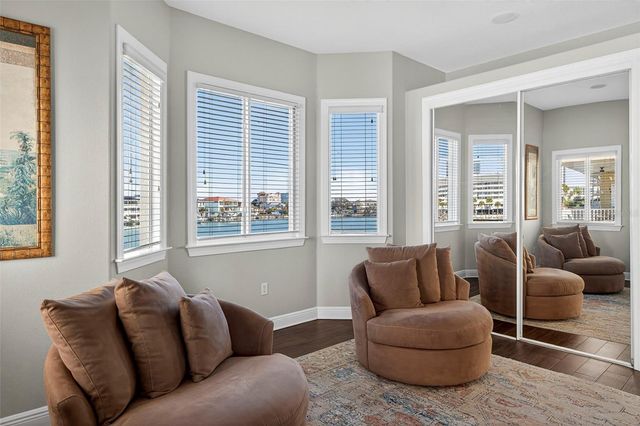 620 BAYWAY BOULEVARD, Clearwater Beach, FL 33767