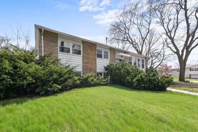 2808 Cherrywood Lane, Hazel Crest, IL 60429