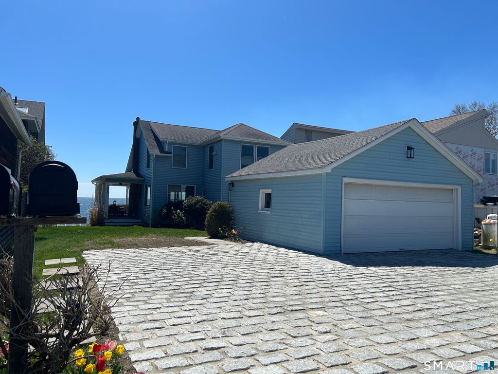 293 Giants Neck Road, East Lyme, CT 06357