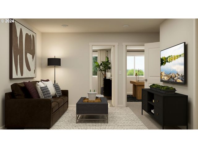 889 Sifuentez Ct, Woodburn, OR 97071