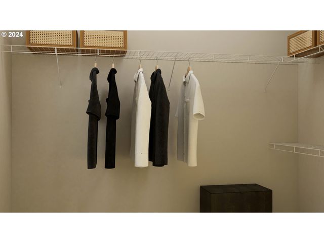 889 Sifuentez Ct, Woodburn, OR 97071