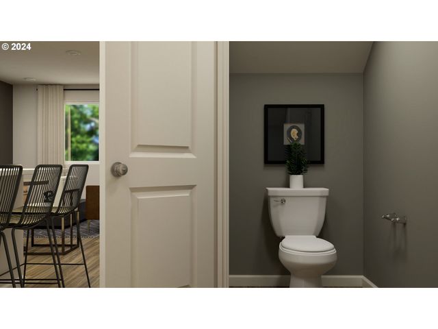 889 Sifuentez Ct, Woodburn, OR 97071