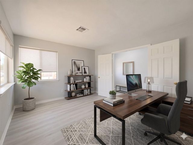 8818 Roos Road, Houston, TX 77036