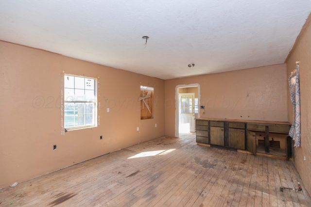 613 N Hazel Street, Pampa, TX 79065