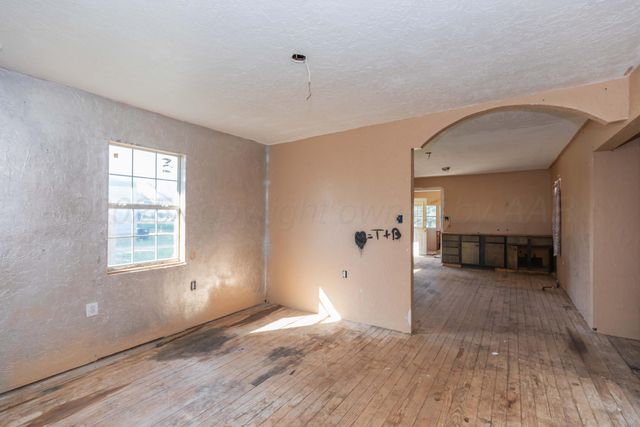 613 N Hazel Street, Pampa, TX 79065