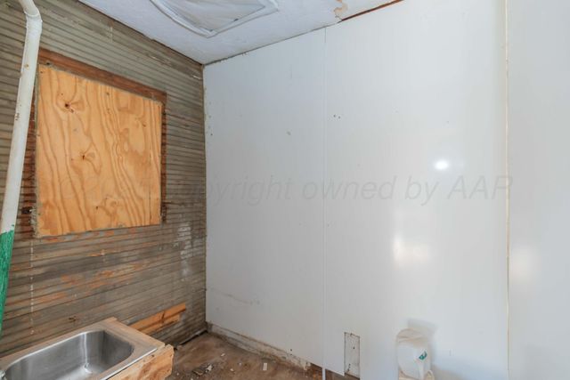 613 N Hazel Street, Pampa, TX 79065