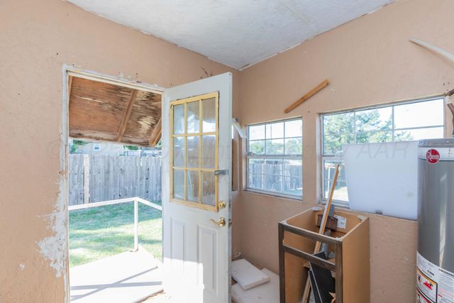 613 N Hazel Street, Pampa, TX 79065