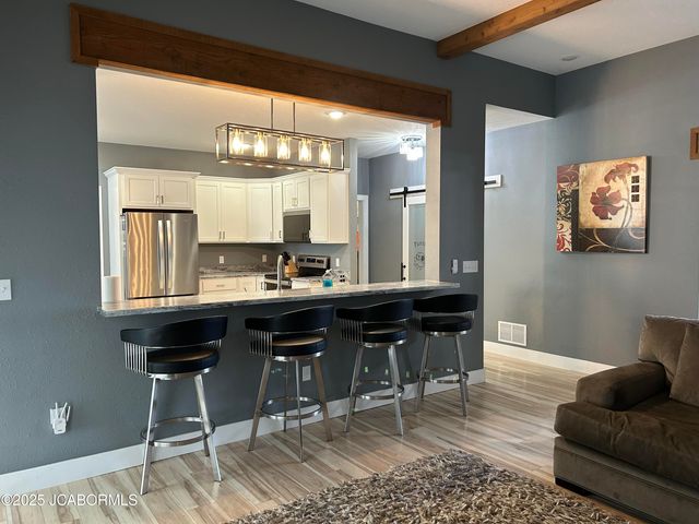 1325 SUMMERFIELD DRIVE, Jefferson City, MO 65109